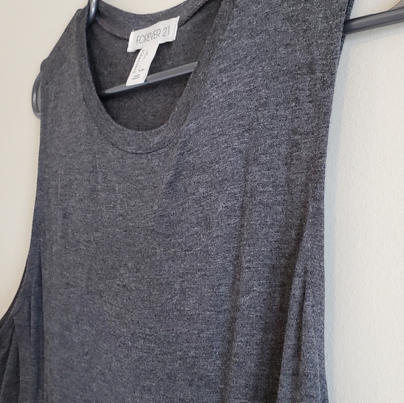Forever 21 sleeveless Large Gray Top NWOT - Picture 6 of 9